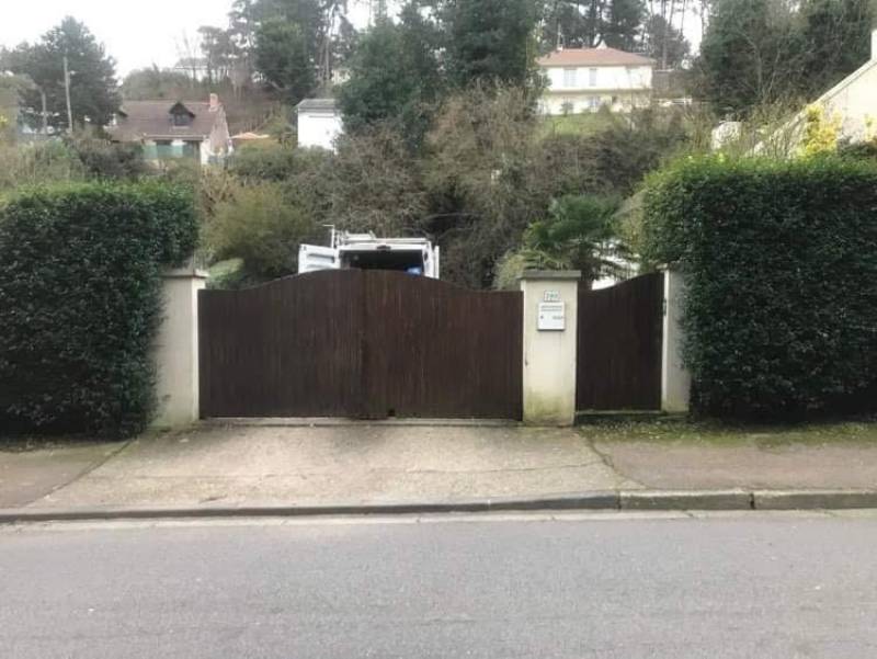 Portail motorisé :  faire installer un portail avec système de motorisation aux alentours de Lillebonne 76