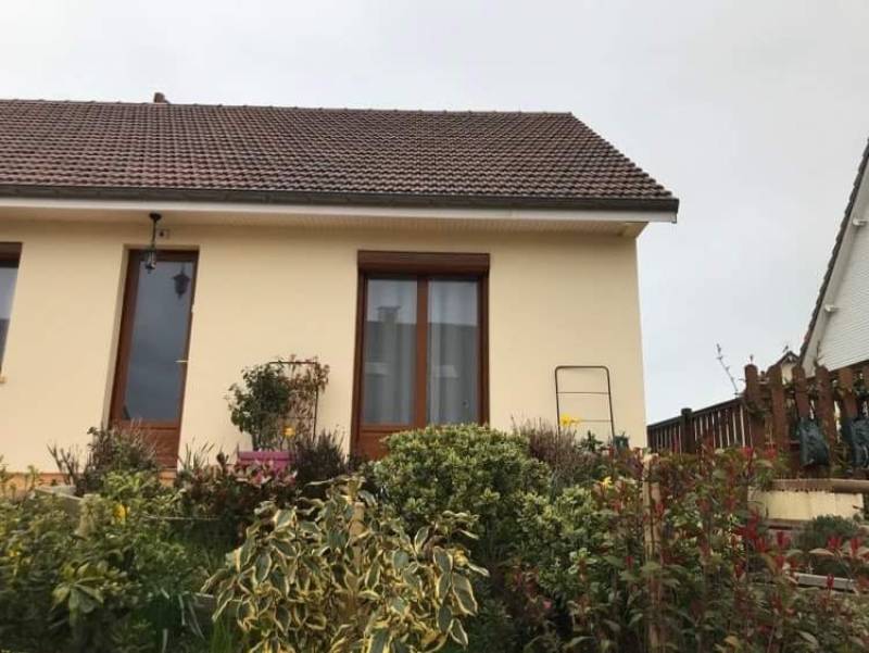 Entreprise de menuiserie pour la pose ou le remplacement de store banne sur terrasse autour du Havre 76