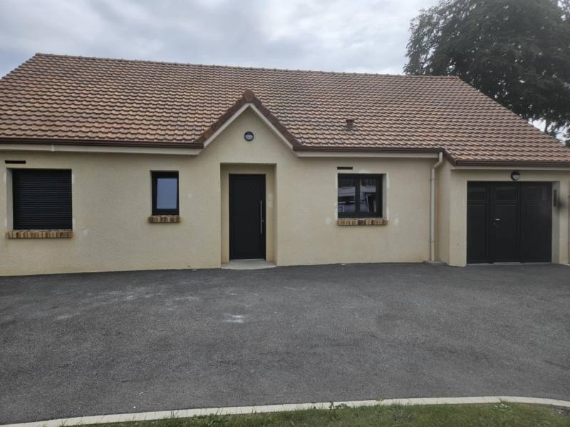 Pose d'une porte d'entrée ral blanc intérieur /7016 extérieur, fermeture 5 points, barillet de sécurité, seuil PMR et bâton de maréchal  de chez PROFERM, secteur Fécamp (76)